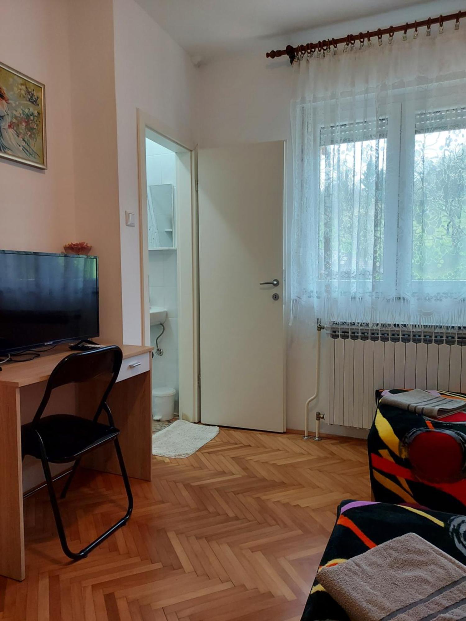 Elena Rooms Pasjak Exterior foto